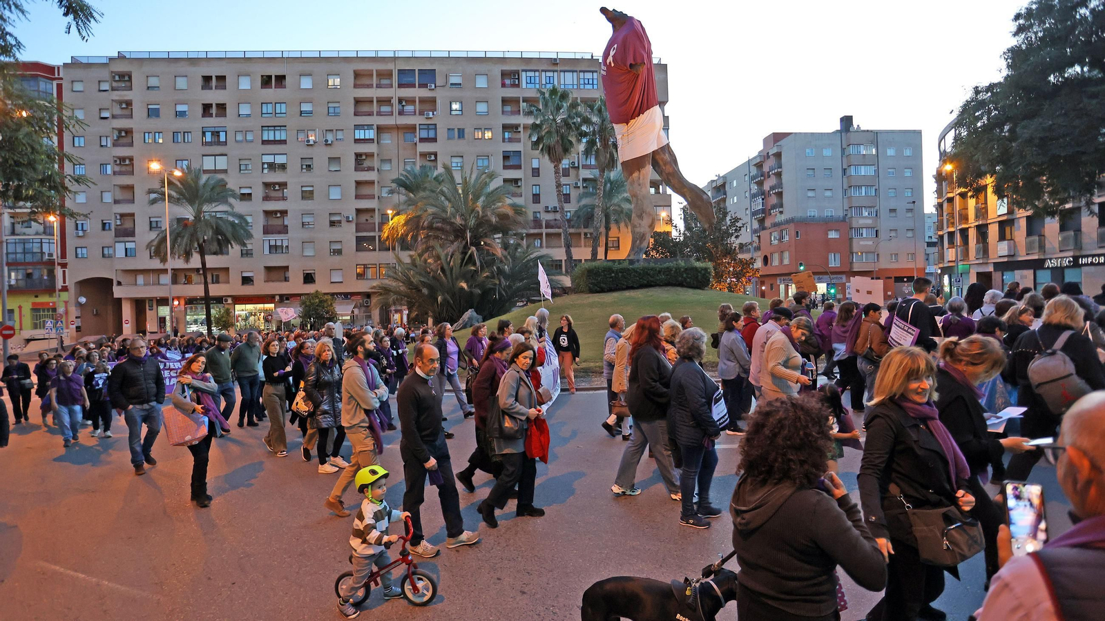 Imágenes de la manifestación del 25N 2024 en Jerez