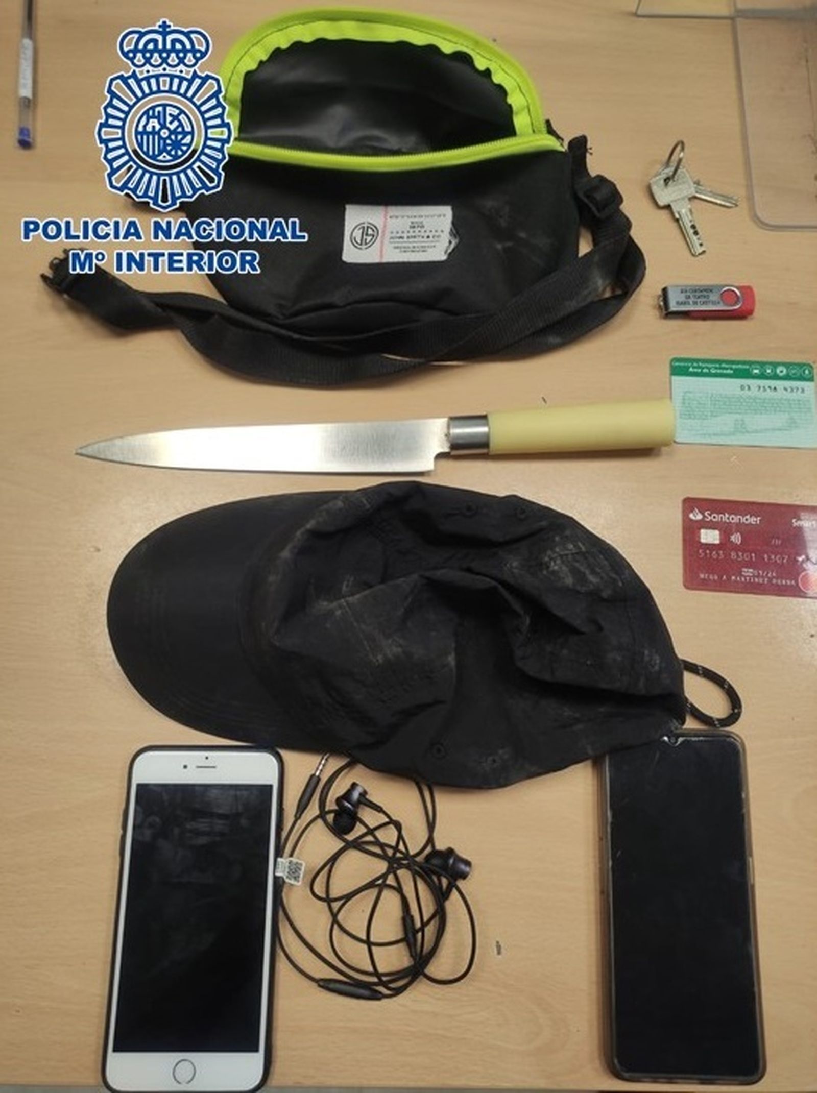 Efectos intervenidos al detenido