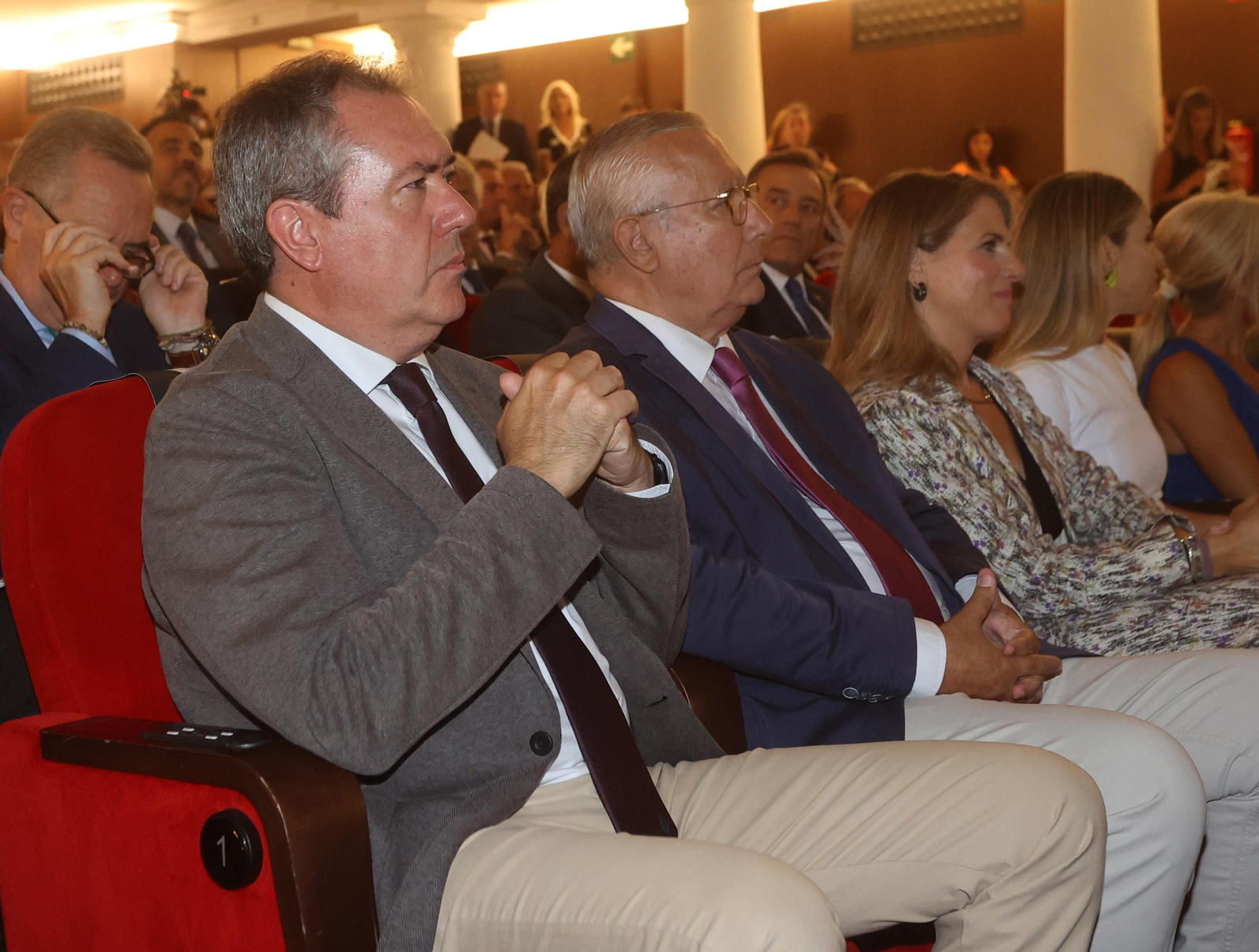 PREMIO IBEROAMERICANO TORRE DEL ORO A FELIPE GONZALEZ
