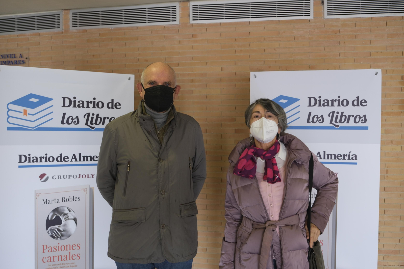 Fotogalería Diario de los Libros, con Marta Robles y su obra 'Pasiones carnales'