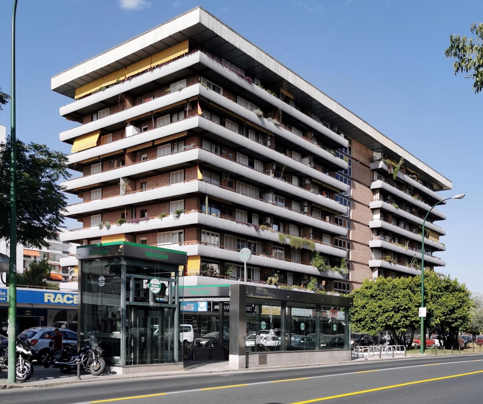 Edificio Huerta del Rey de Sevilla.
