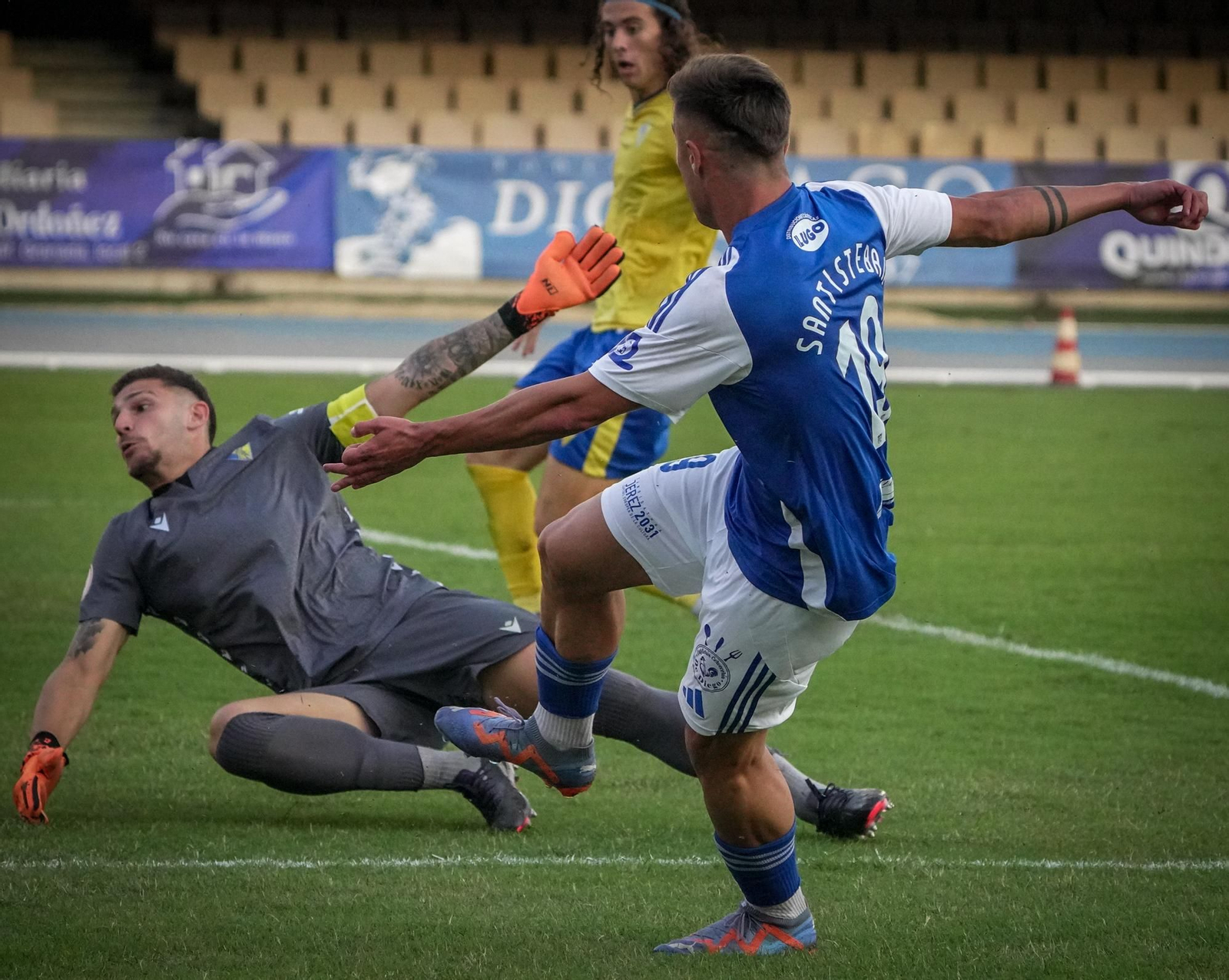 Imágenes del partido del Xerez CD - Cádiz Mirandilla