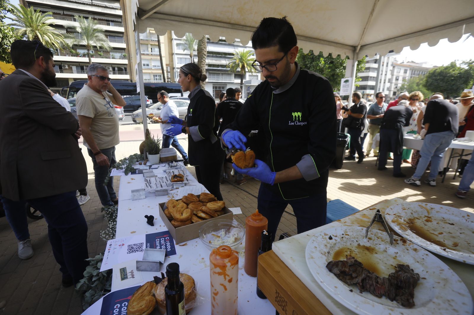 Las tapas del Córdoba Califato Gourmet en el Paseo de la Victoria, en imágenes