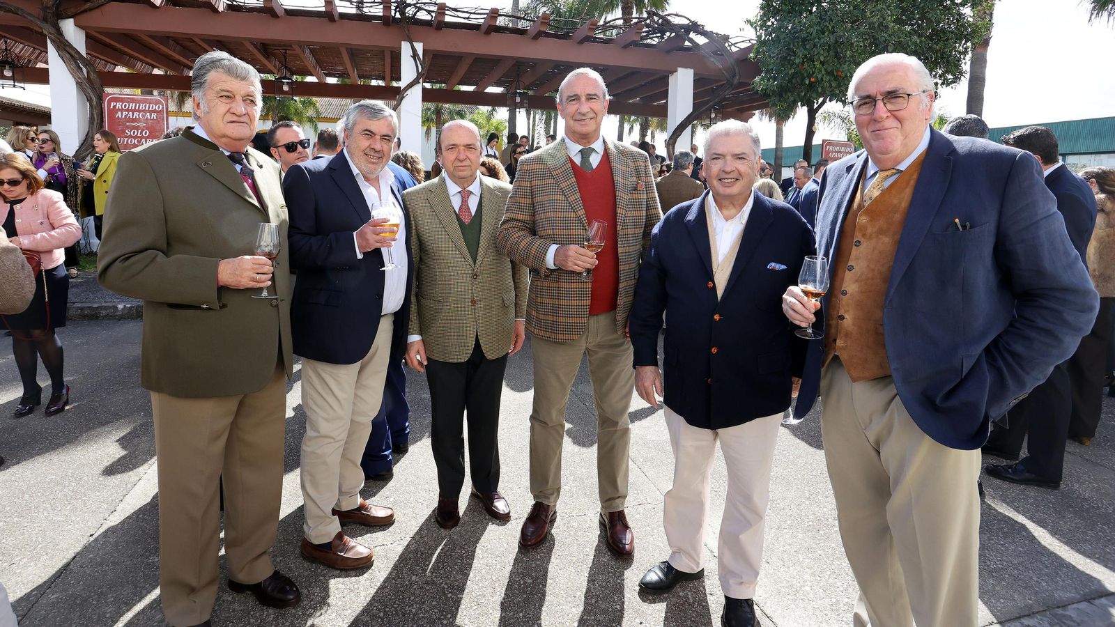 II Almuerzo Solidario de la Guardia Romana de la Hermandad del Transporte en Jerez