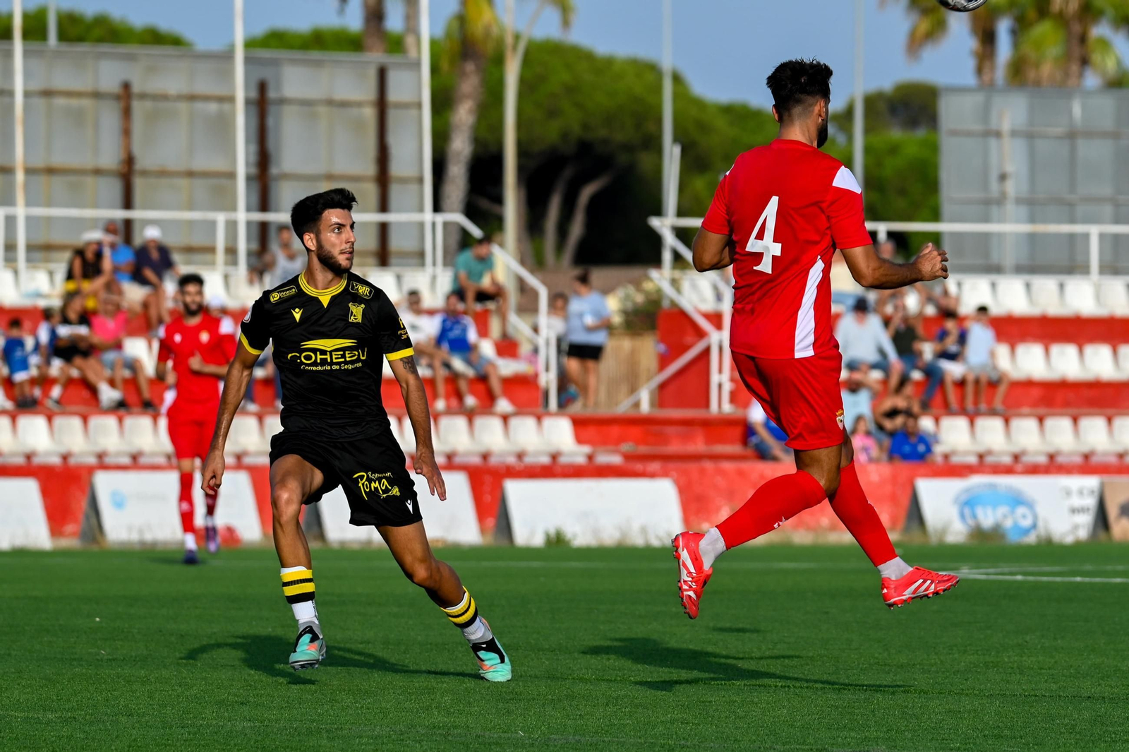 Imágenes del Racing Portuense-Atlético Sanluqueño del XLIX Trofeo Ciudad de El Puerto