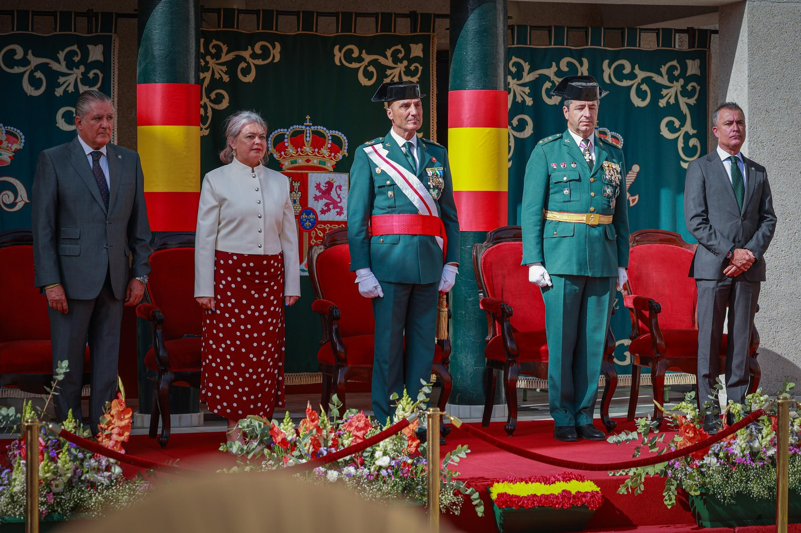 Las imágenes de los actos del Día del Pilar de la Guardia Civil de Cádiz