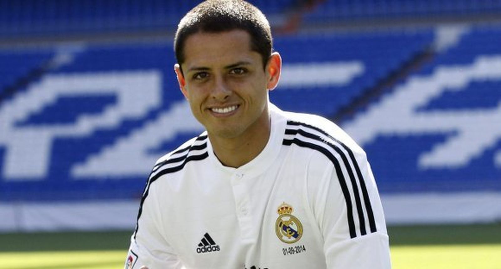 Chicharito durante su presentación: "Estar en el Real Madrid es un sueño"
