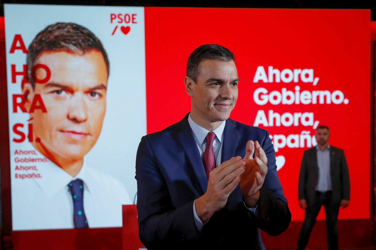 El presidente en funciones y candidato del PSOE, Pedro Sánchez, en un acto de precampaña en Madrid. El presidente en funciones y candidato del PSOE, Pedro Sánchez, en un acto de precampaña en Madrid.