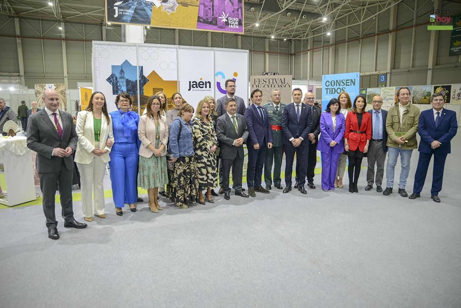 En imágenes: arrancan de forma multitudinaria la X Feria de los Pueblos de Jaén