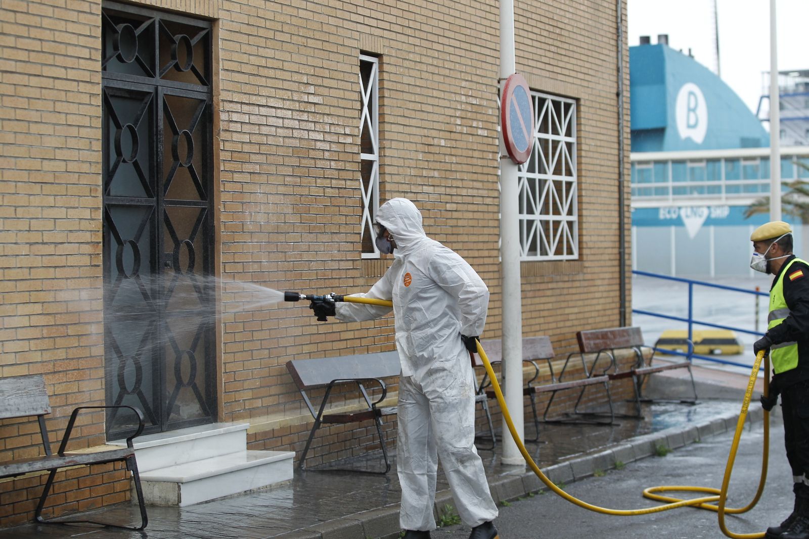 Fotogalería Coronavirus. Actuación UME en Almería.