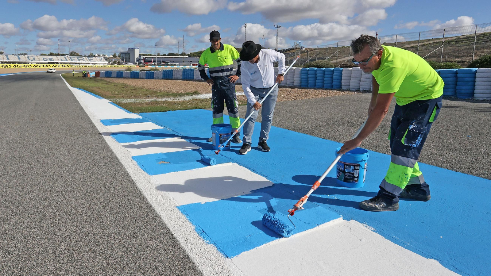 Galería de los preparatívos para la SBK en el Circuio de Jerez - Ángel Nieto