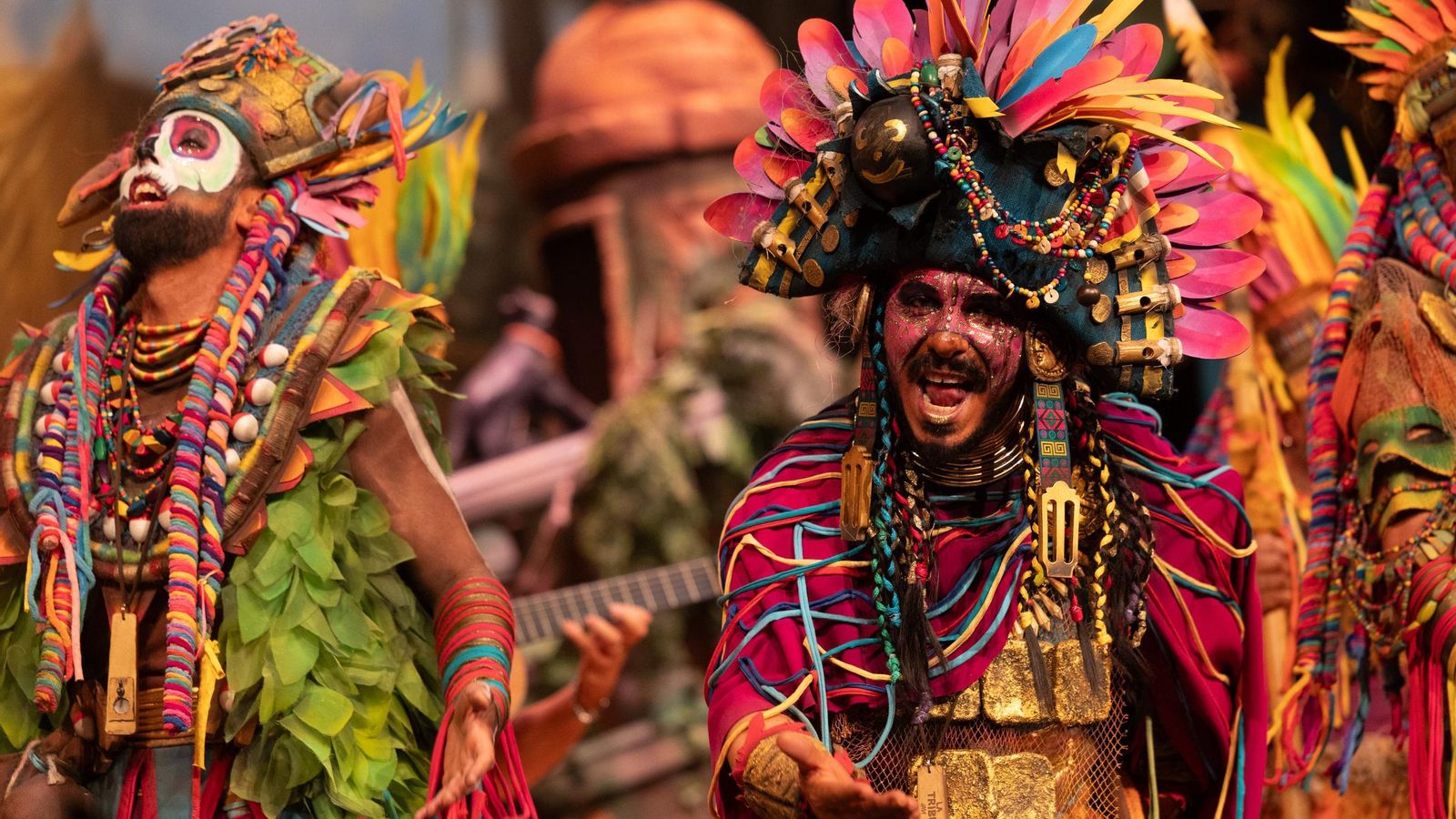 Búscate entre las mejores imágenes de la final del COAC 2025 del Carnaval de Cádiz