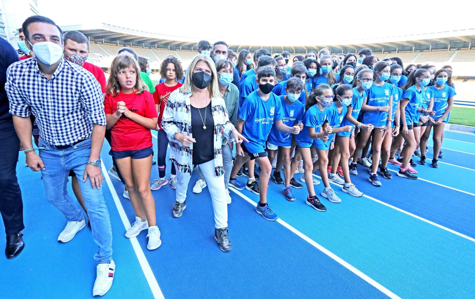 Presentación de las nuevas pistas del Estadio Chapín de Jerez