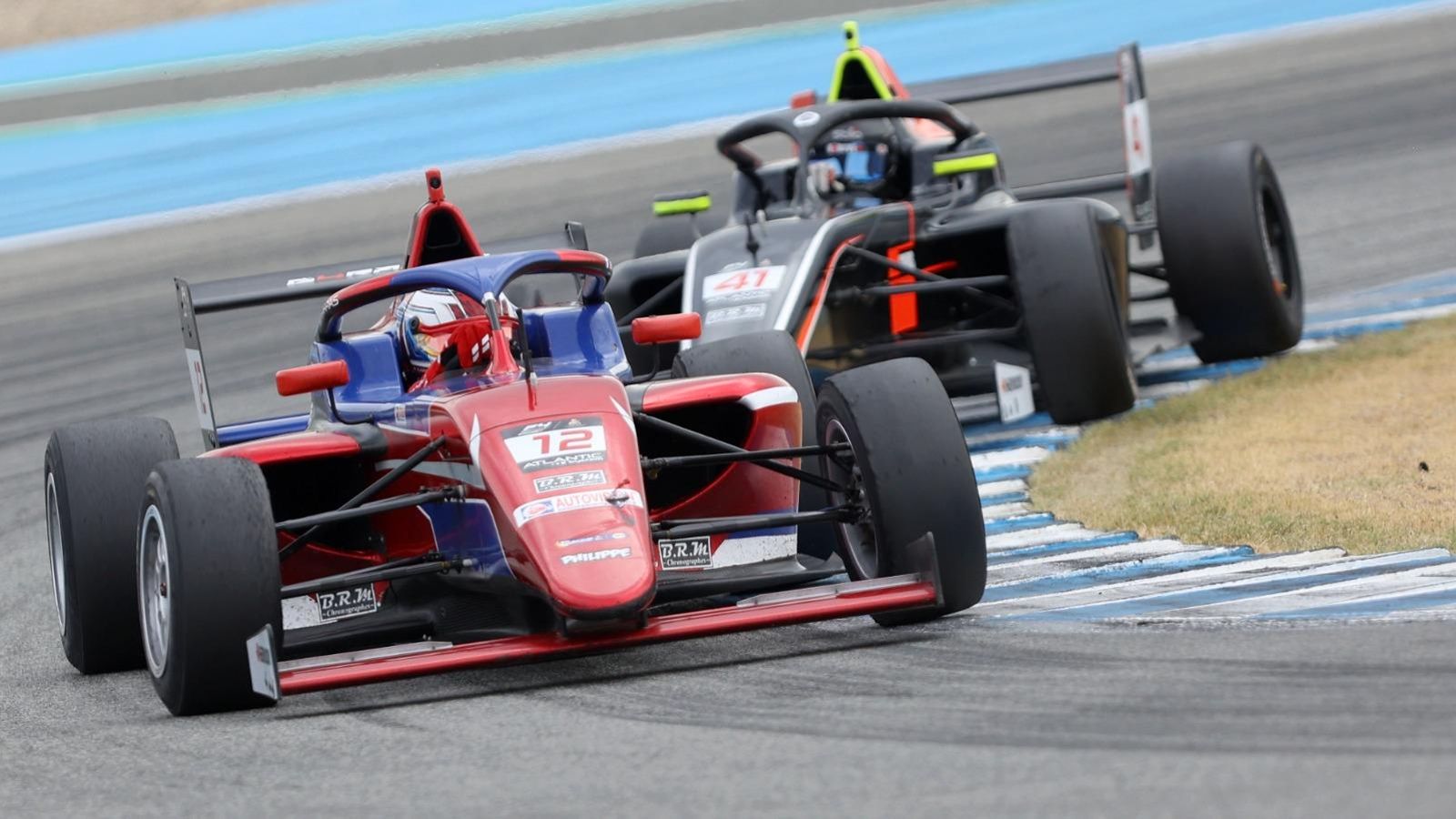 Una de las carreras de este sábado del Racing Weekend.