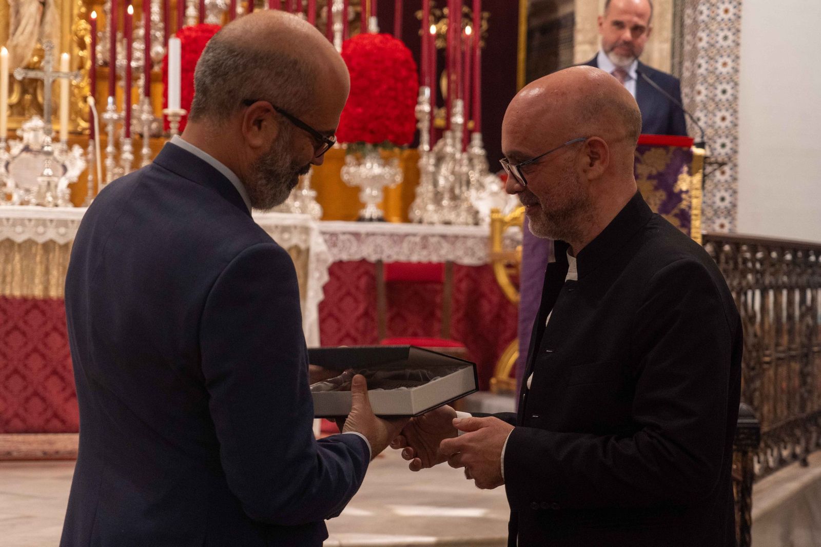 Fotografías de la entrega de distinciones tras la XXXII Exaltación a la Saeta de Huelva