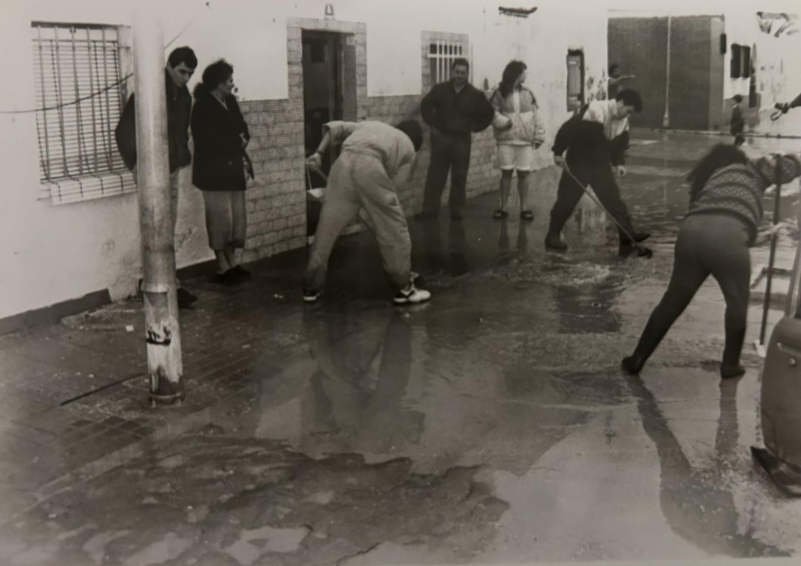 Efectos de las inundaciones de Huelva en 1996 en Marismas del Odiel y Barriada de la Navidad.