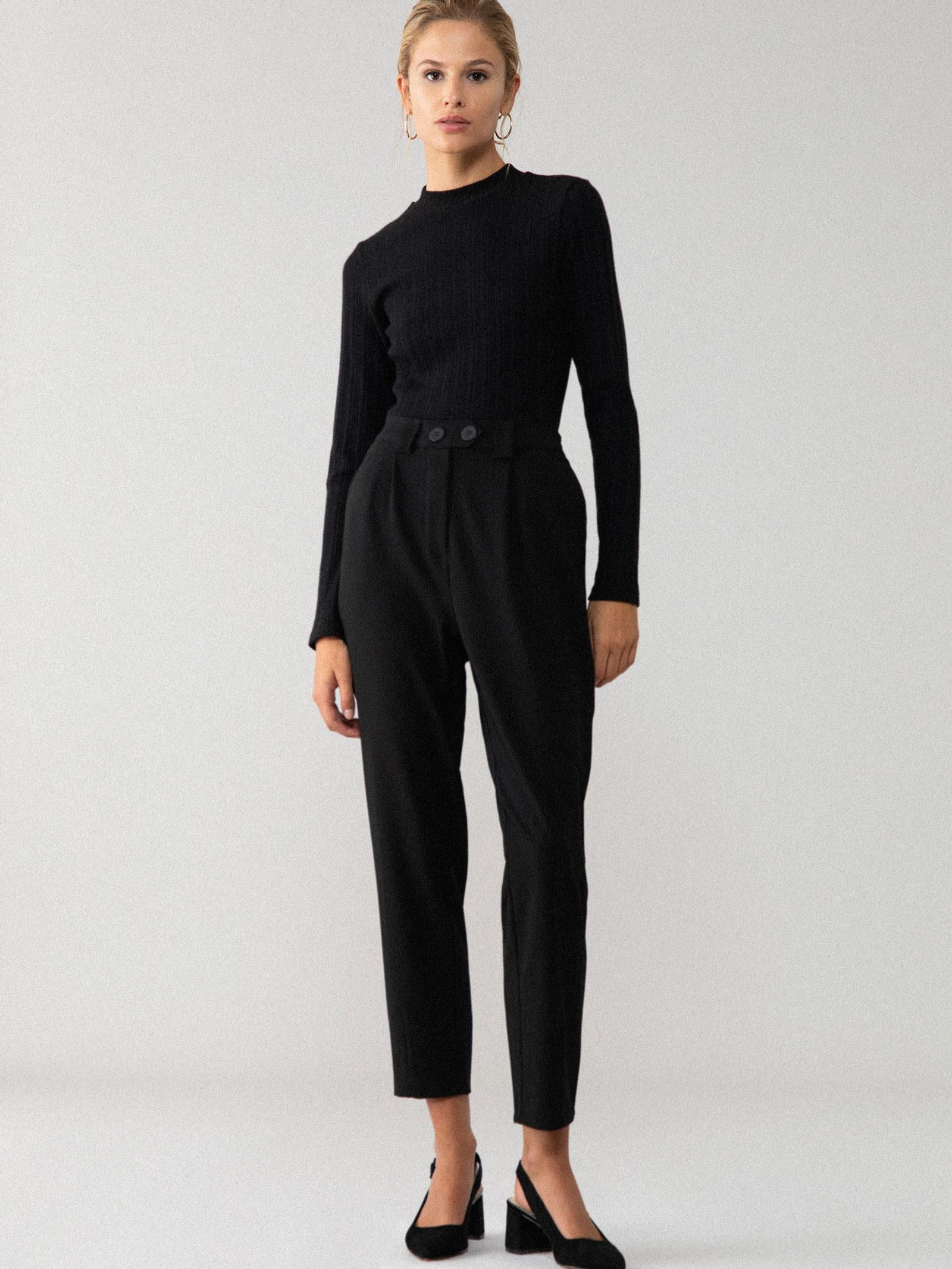 Joggers de vestir de Lefties.