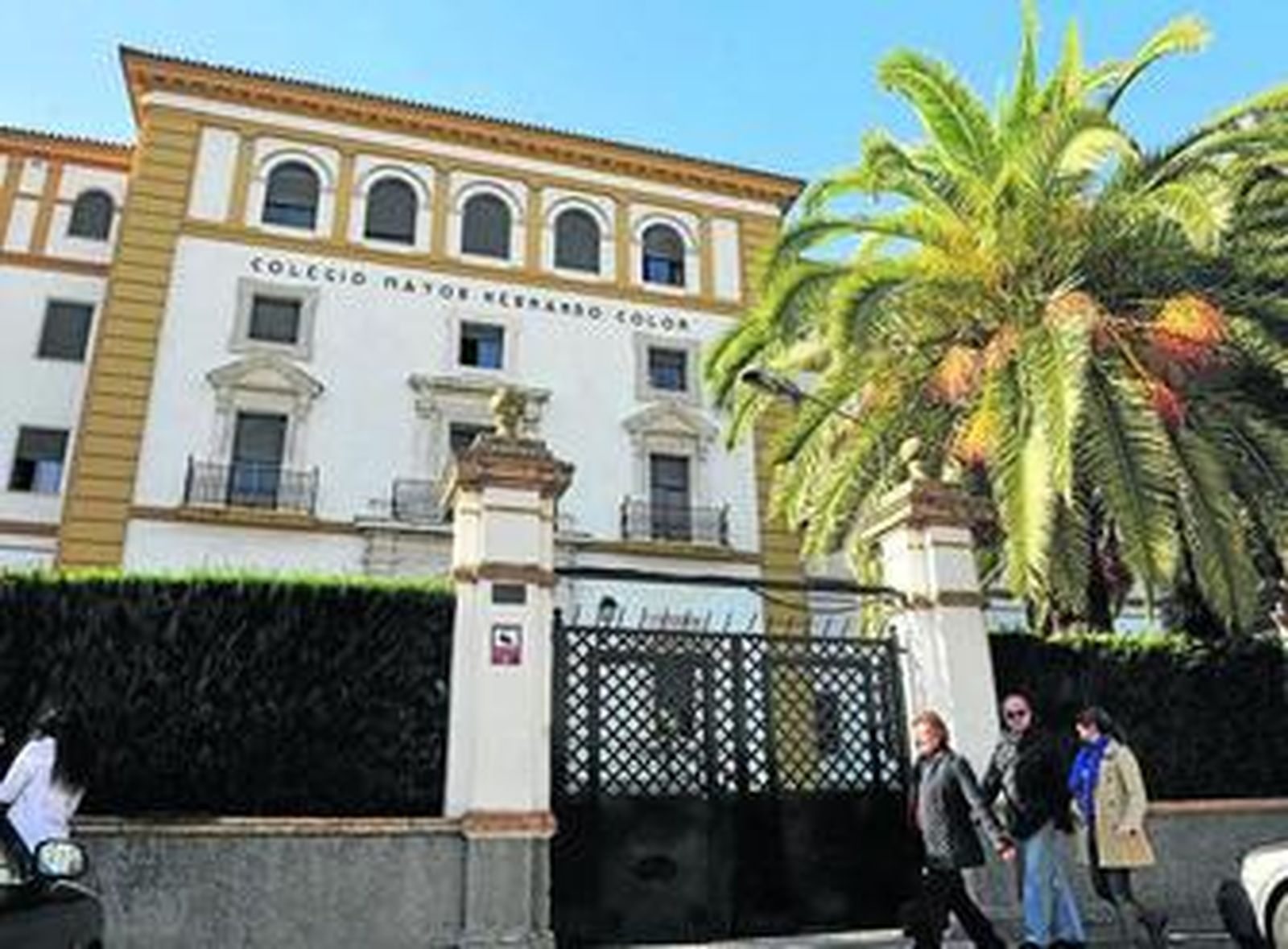 Imagen del colegio mayor Hernando Colón, en la trasera del campus de Reina Mercedes.