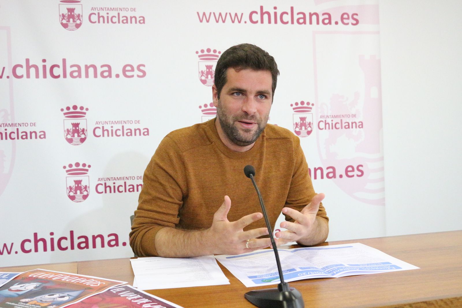 El delegado municipal de Medio Ambiente, Roberto Palmero, durante la presentación del programa.