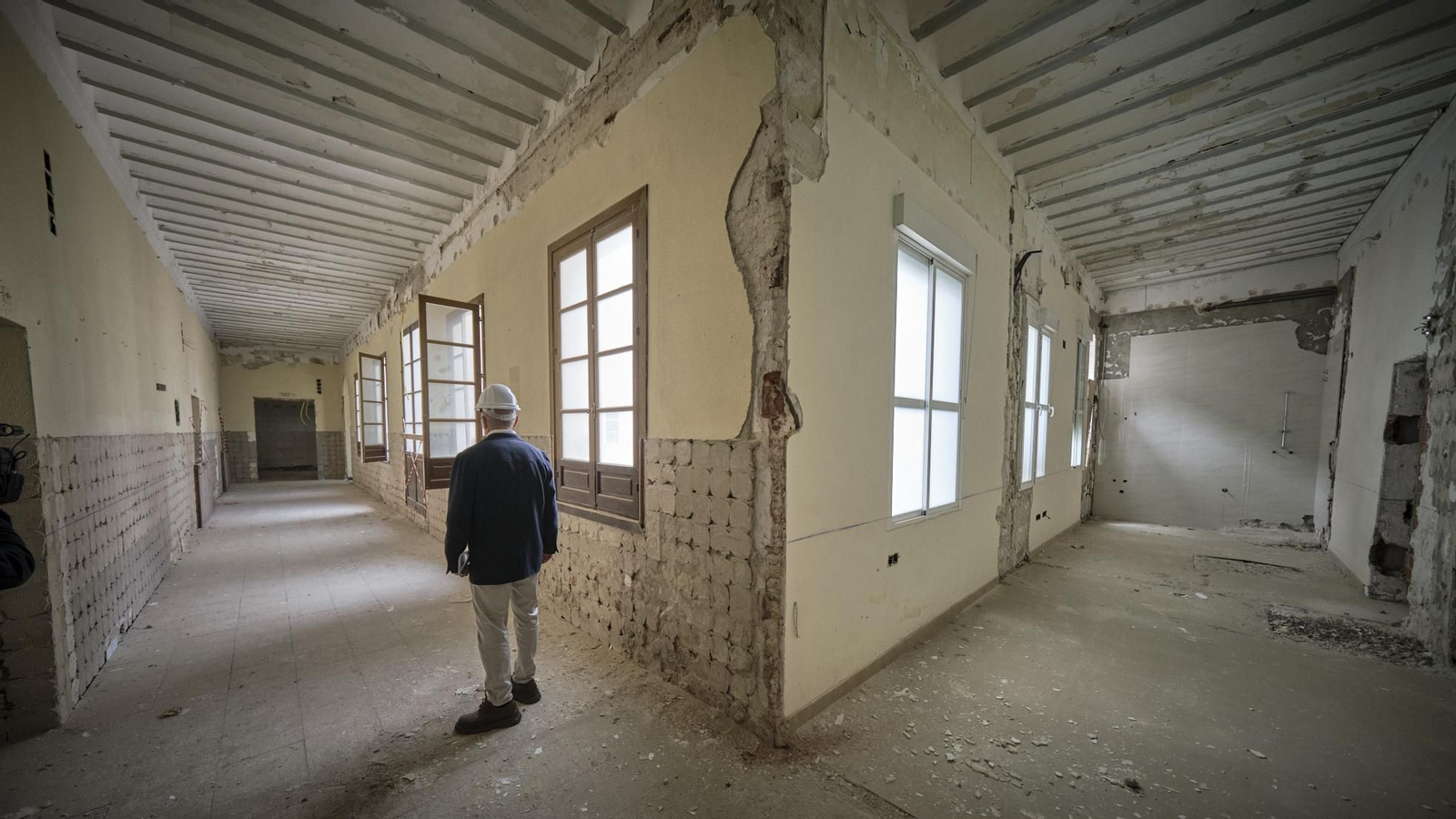Interior del antiguo 'Instituto del Rosario' en Cádiz