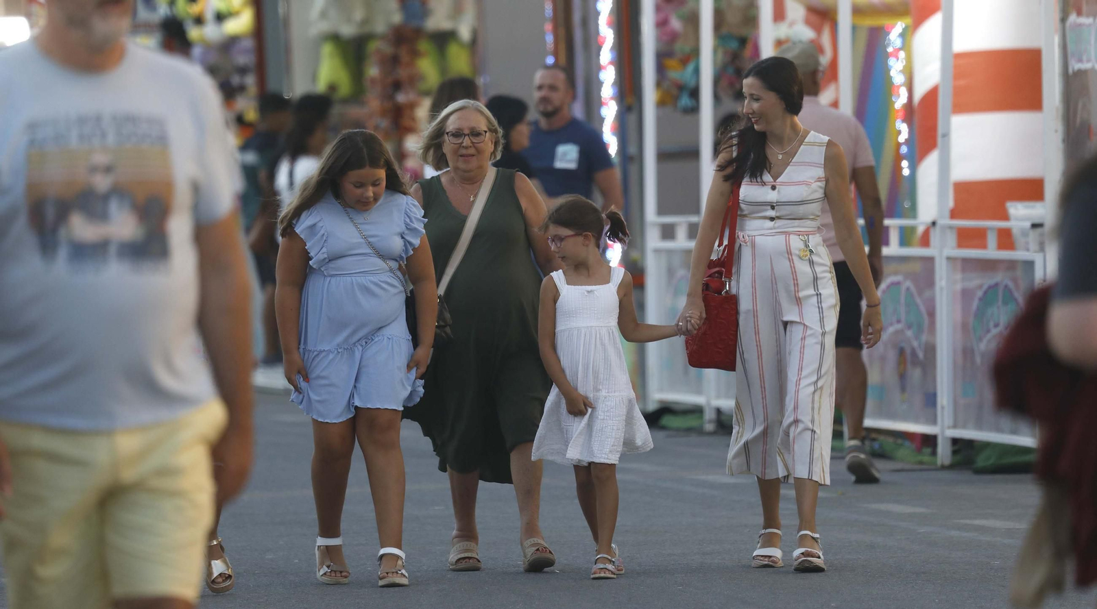 Búscate en la fotos del sábado de Feria en La Línea