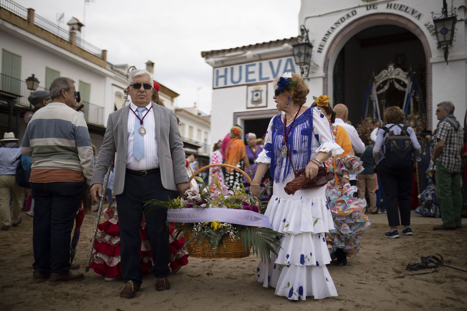 El Rocío 2023: Imágenes de ambiente en la aldea durante la presentación de las Hermandades