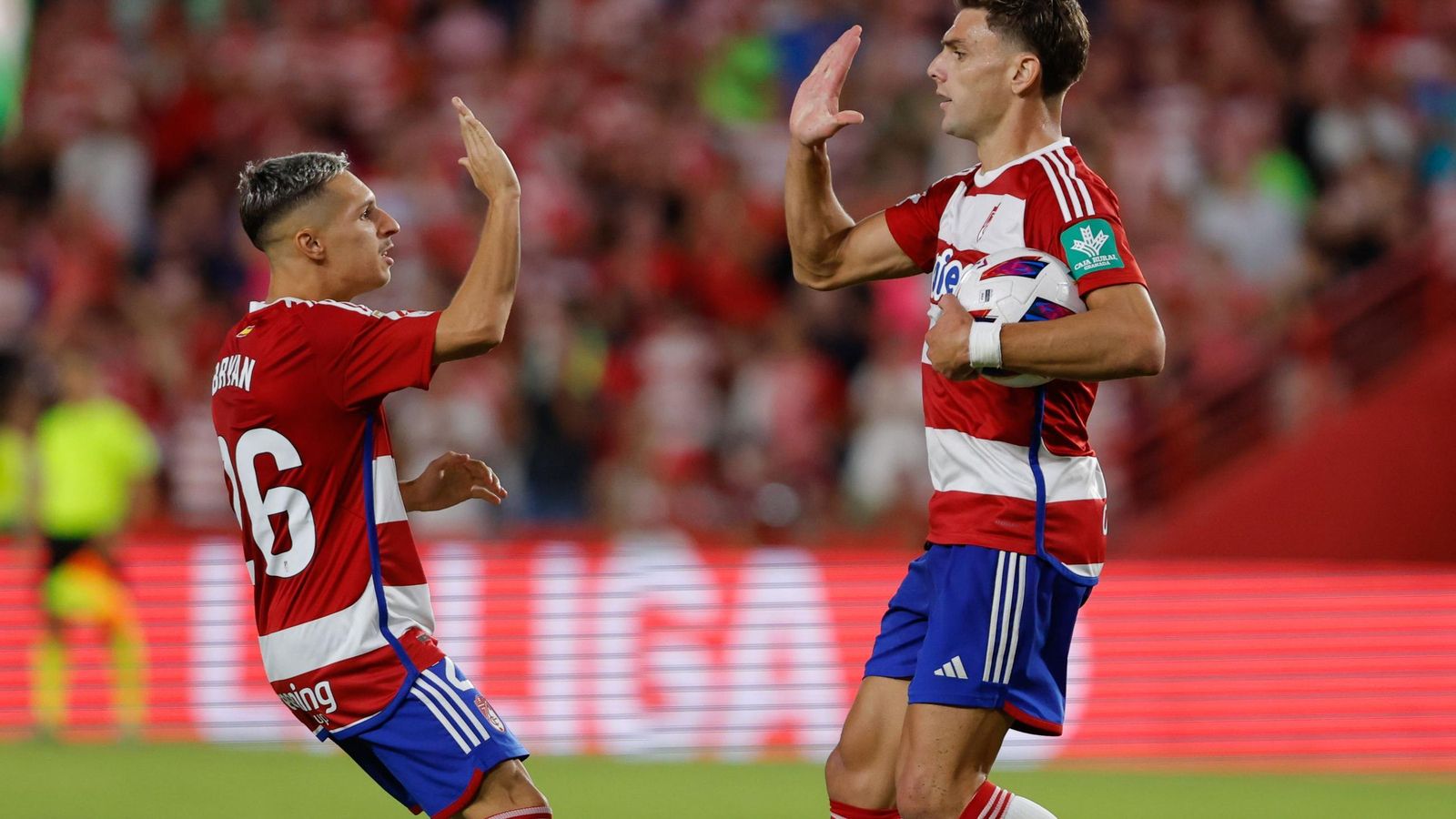 Lucas Boyé anota gol con el Granada CF. Lucas Boyé anota gol con el Granada CF.