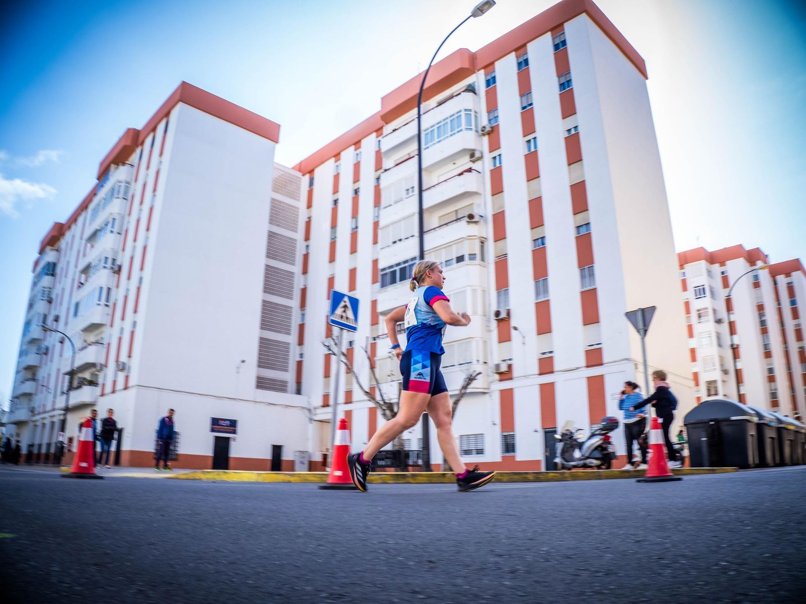San Fernando acoge el Campeonato de Andalucía de Marcha en Ruta: las imágenes