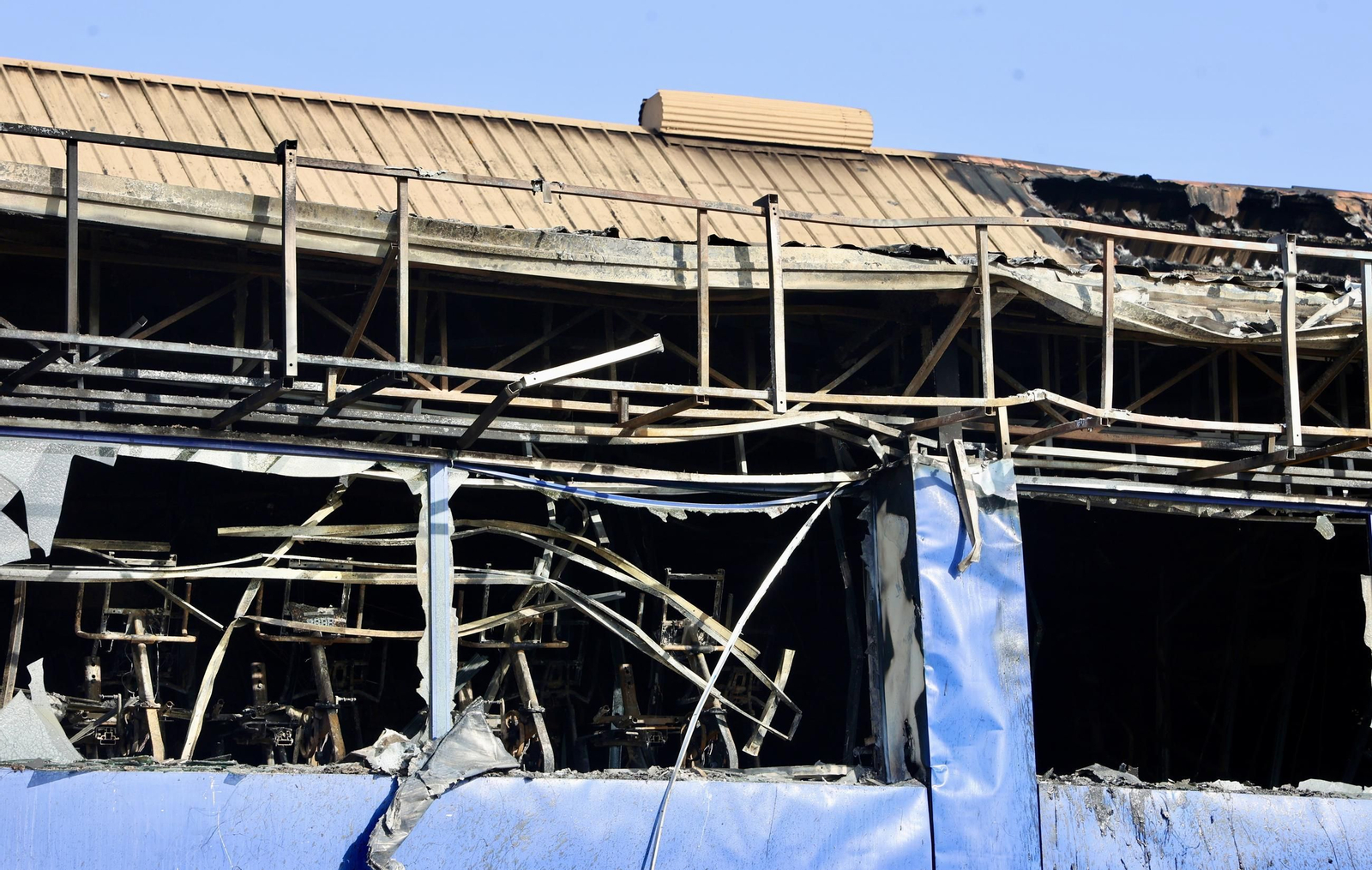 Incendio en el gimnasio Lowfit de Castilleja de la Cuesta