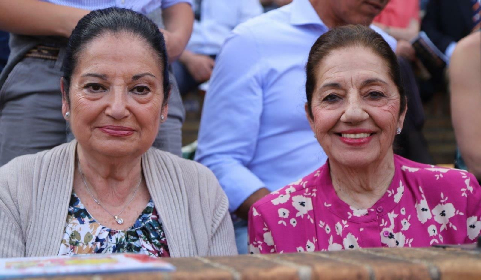 Tere y Loli Reina