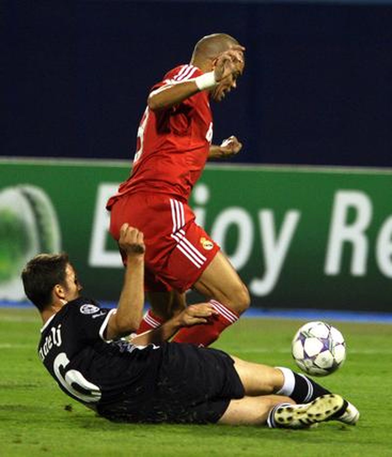 El Real Madrid venció con un tanto de Di María al Dinamo de Zagreb en su debut en Liga de Campeones.

Foto: EFE