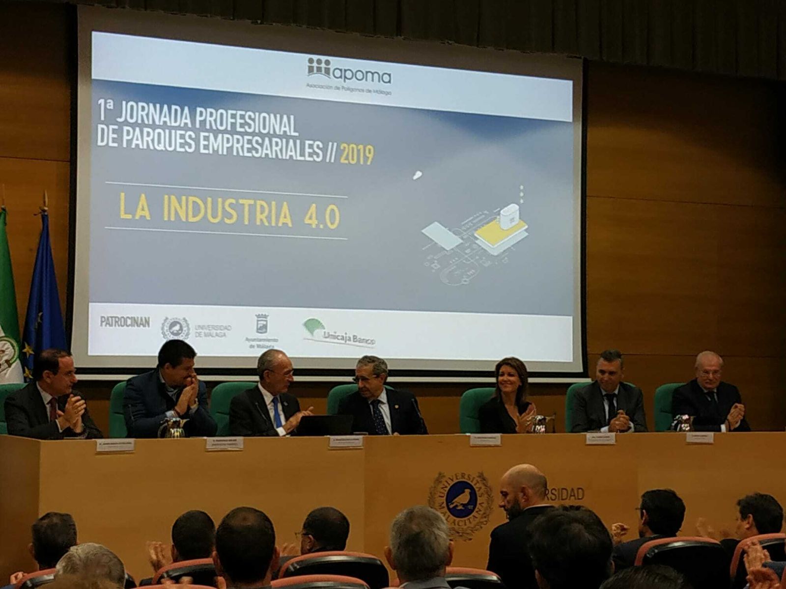 Imagen del acto de apertura de la jornada organizada por Apoma.