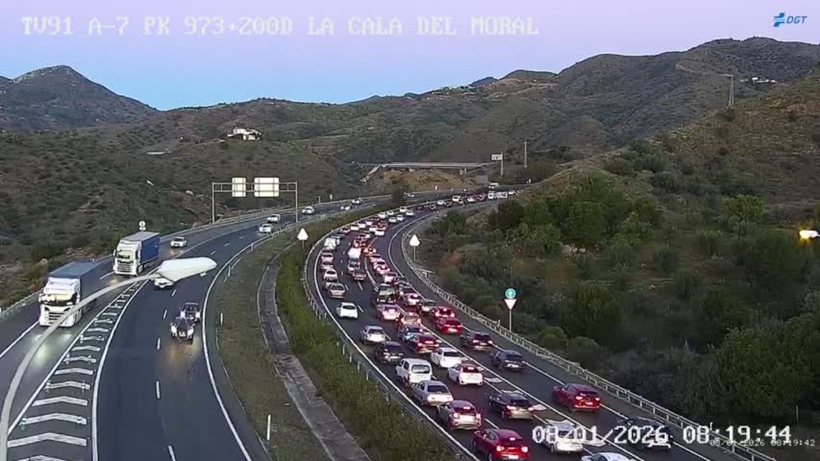 Retenciones en la zona de La Cala, en Rincón de la Victoria