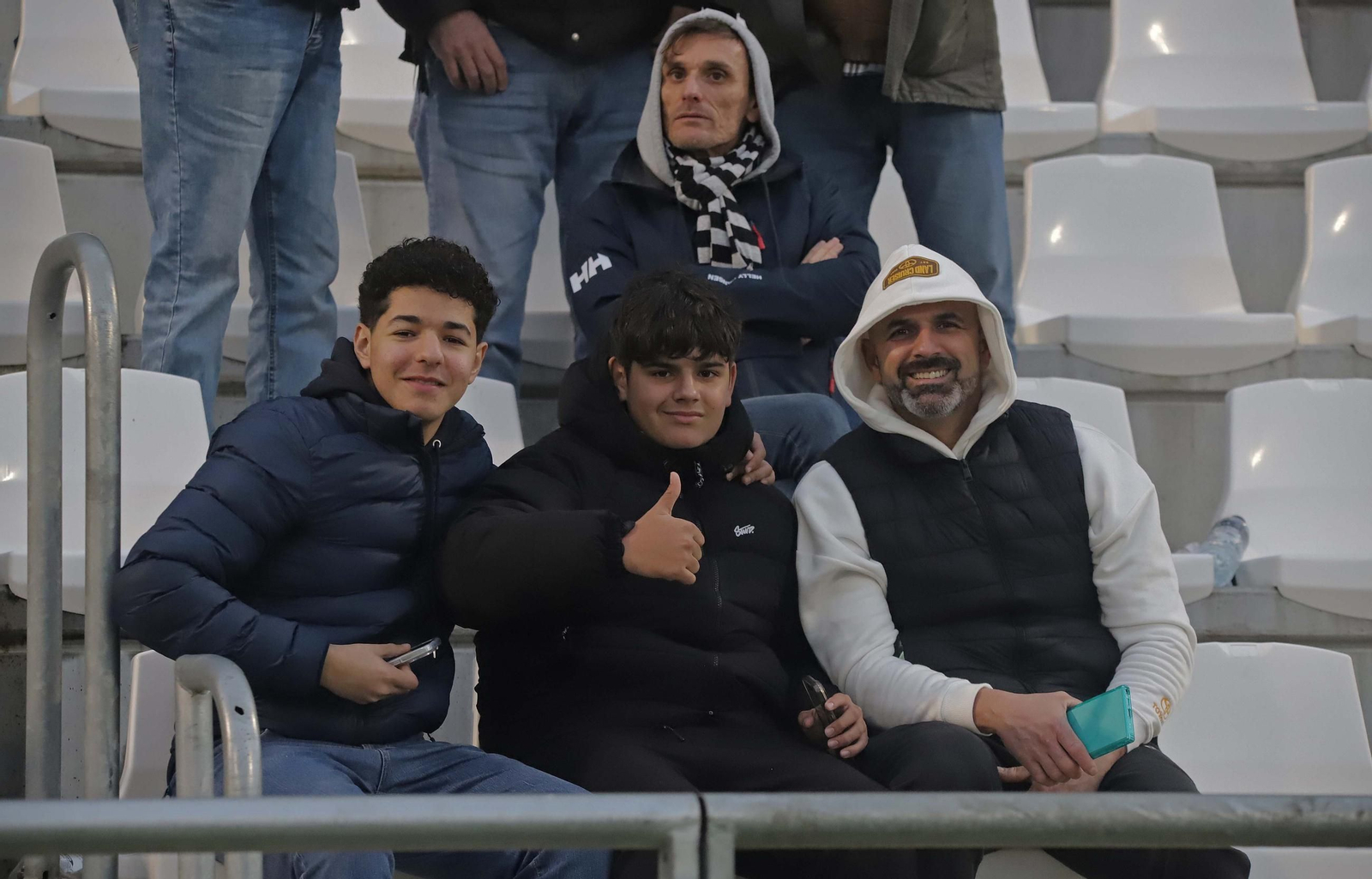 Búscate en el Ciudad de La Línea durante el Balona - Dos Hermanas de Tercera Federación