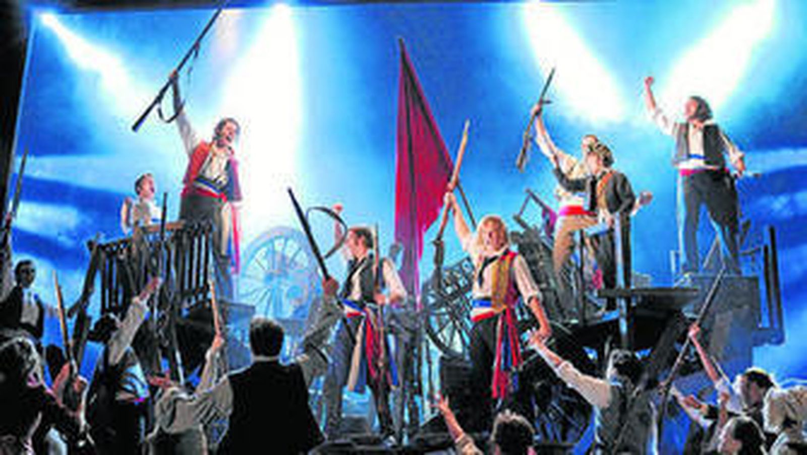 Más de 30.000 espectadores disfrutaron en Sevilla en 2013 del musical basado en la novela de Víctor Hugo.