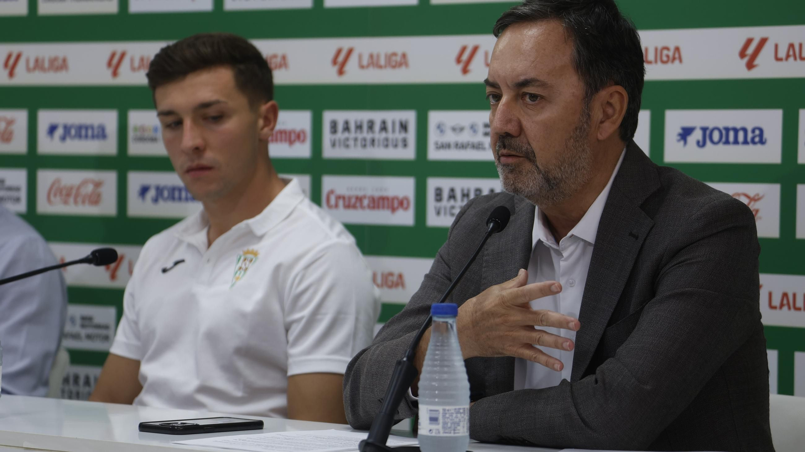 Antonio Fernández Monterrubio, el CEO del Córdoba CF, en la presentación de Alberto del Moral.