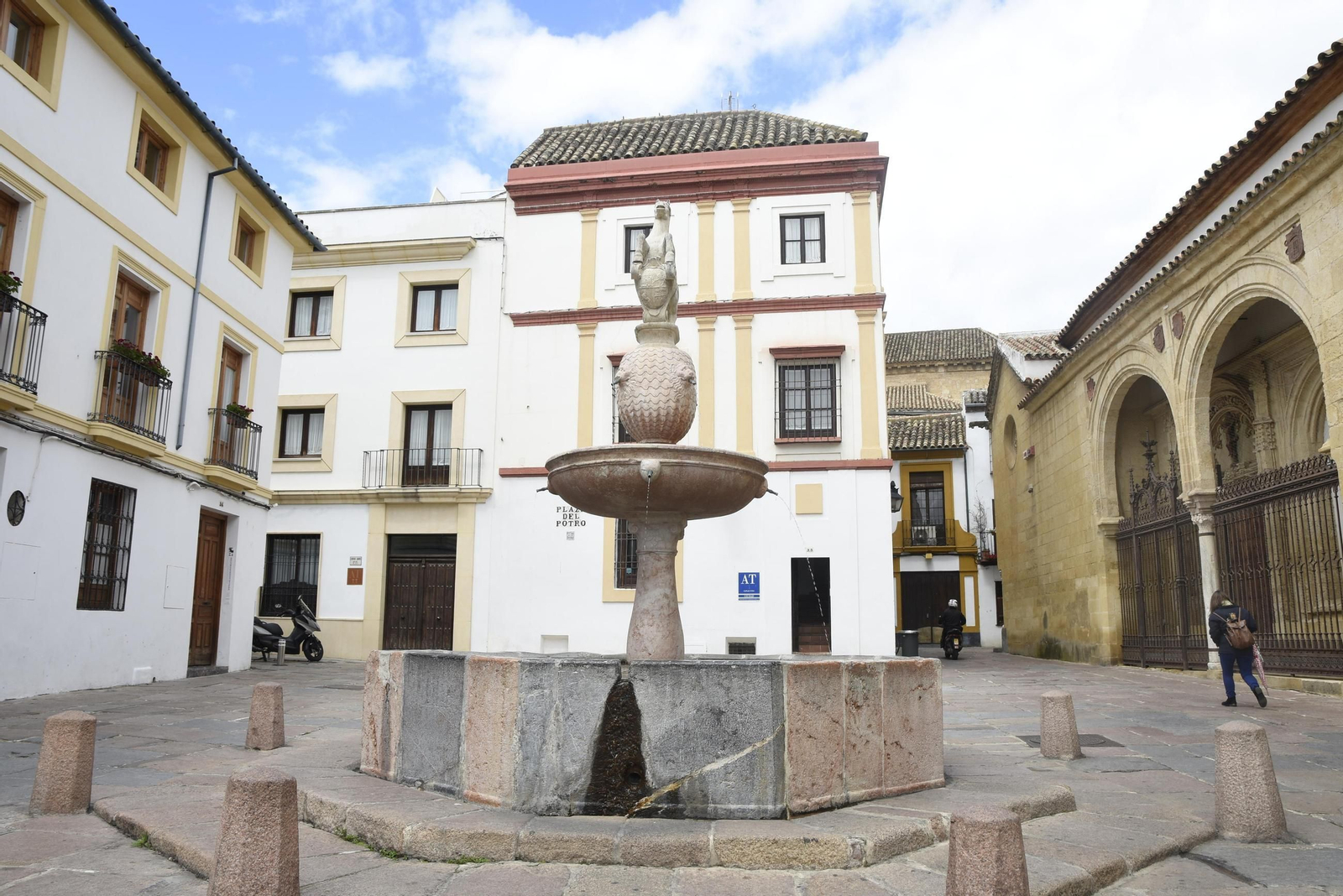Plaza del Potro
