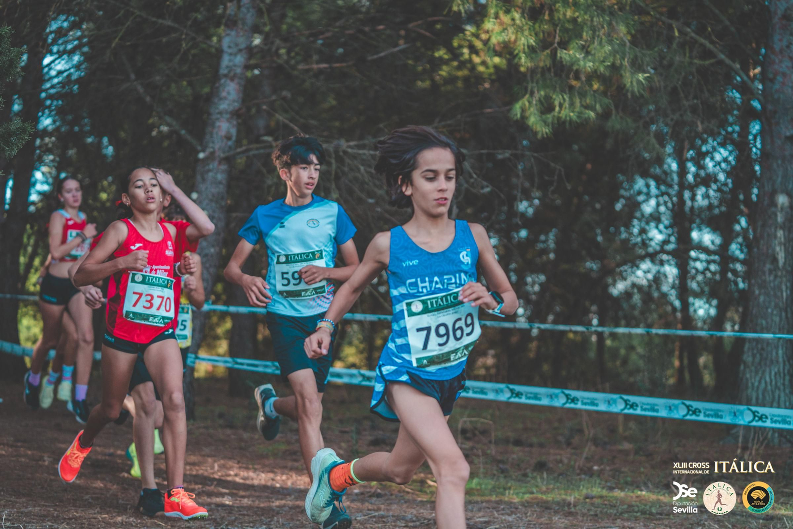 Búscate en las fotos del Cross de Itálica 2025 | 7