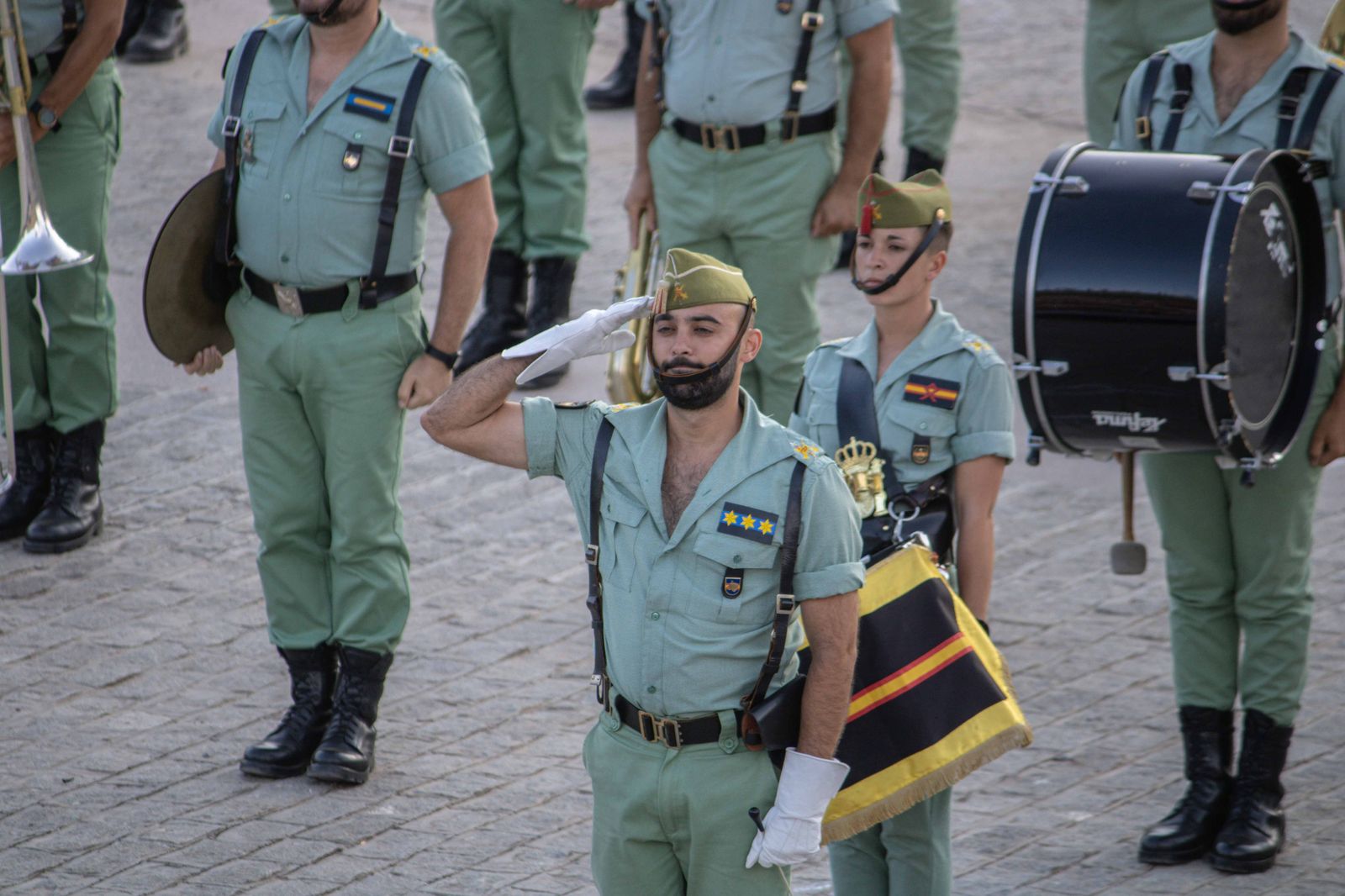 Las bandas de música se lucen antes del Día de las Fuerzas Armadas en Granada