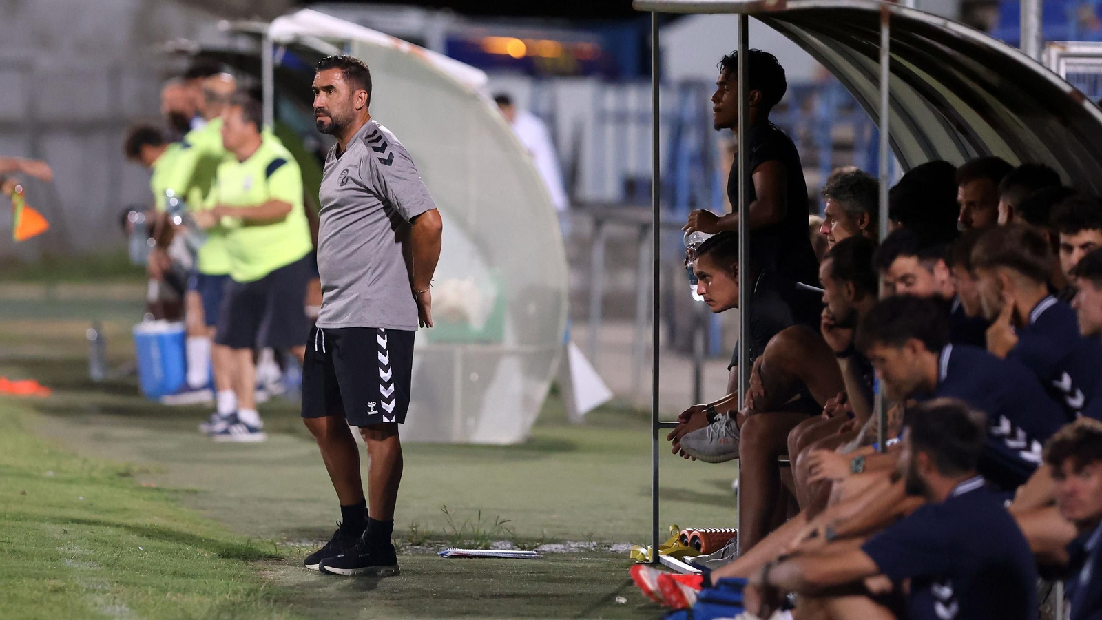 Imágenes del Trofeo de la Copa y la Venencia entre el Jerez Industrial y el Xerez DFC