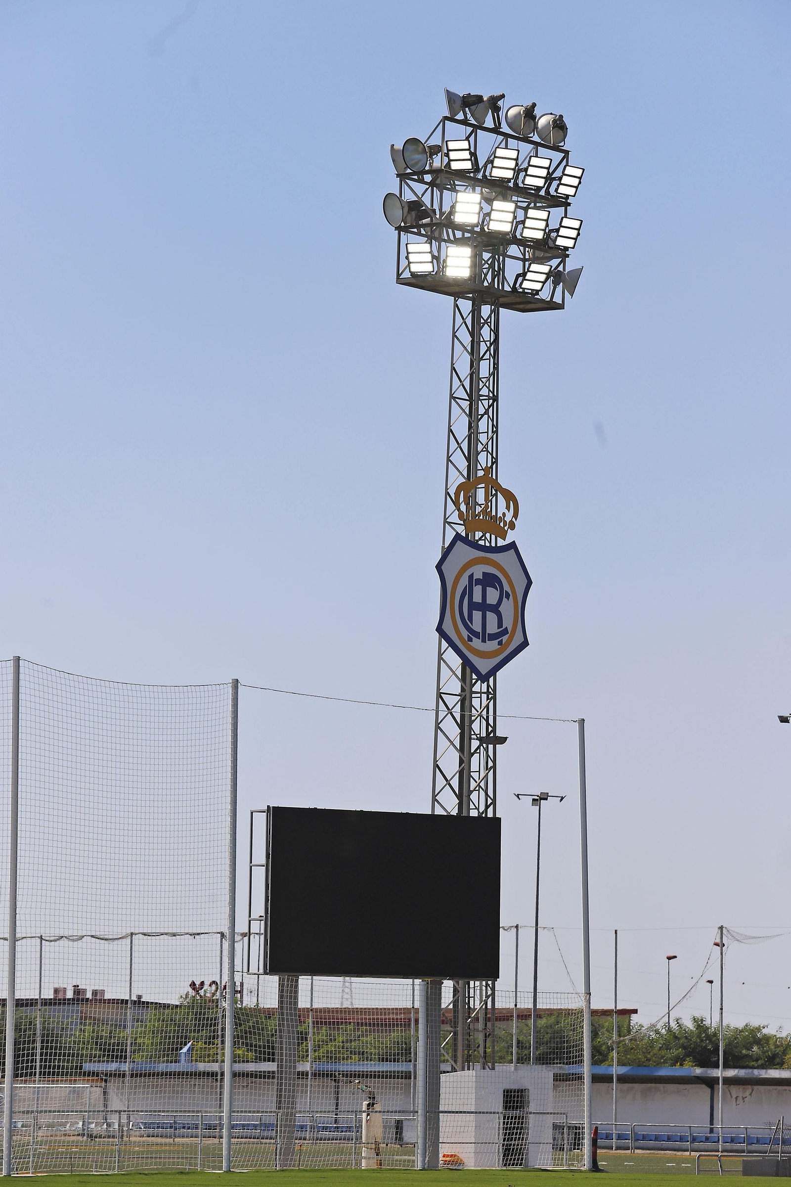 Imágenes de la inauguración del campo 1 de la Ciudad Deportiva del Real Club Recreativo de Huelva