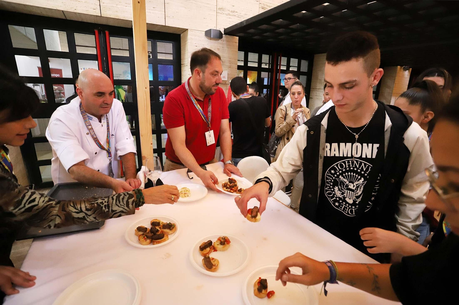 Talleres y ambiente en la segunda edición de Binómico, en imágenes