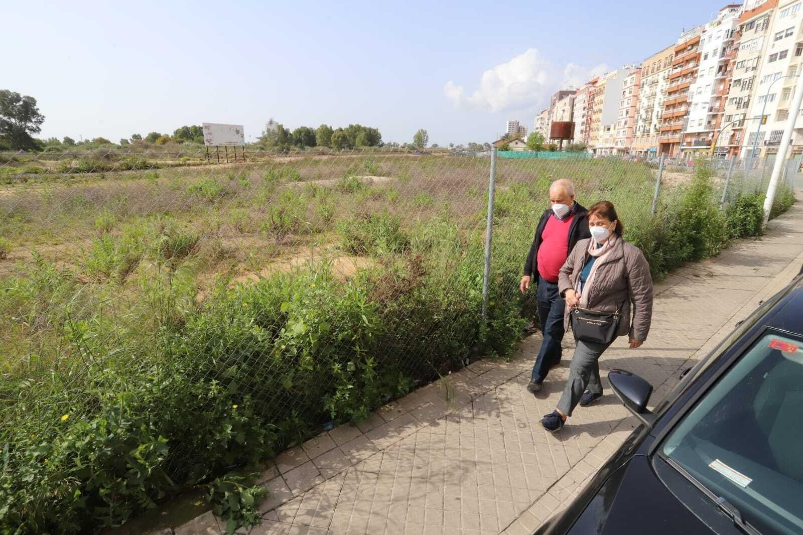 Terrenos donde se construirá el Parque del Ferrocarril, en el sector del Ensanche Sur.