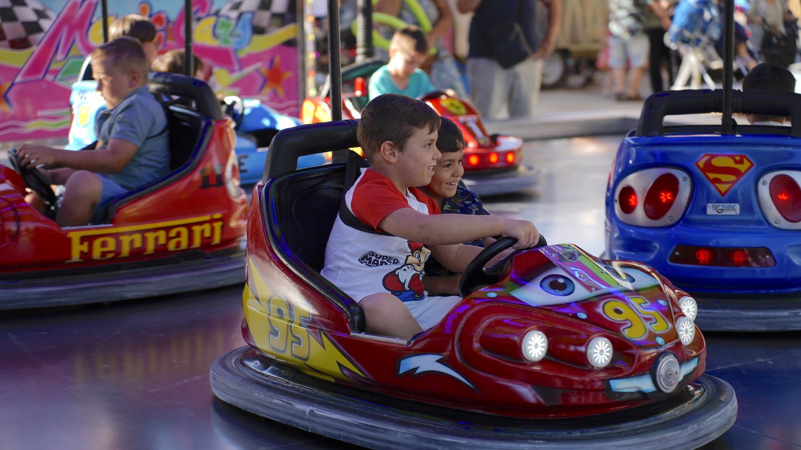 Fotos del día con descuento en las atracciones de la Feria de Algeciras