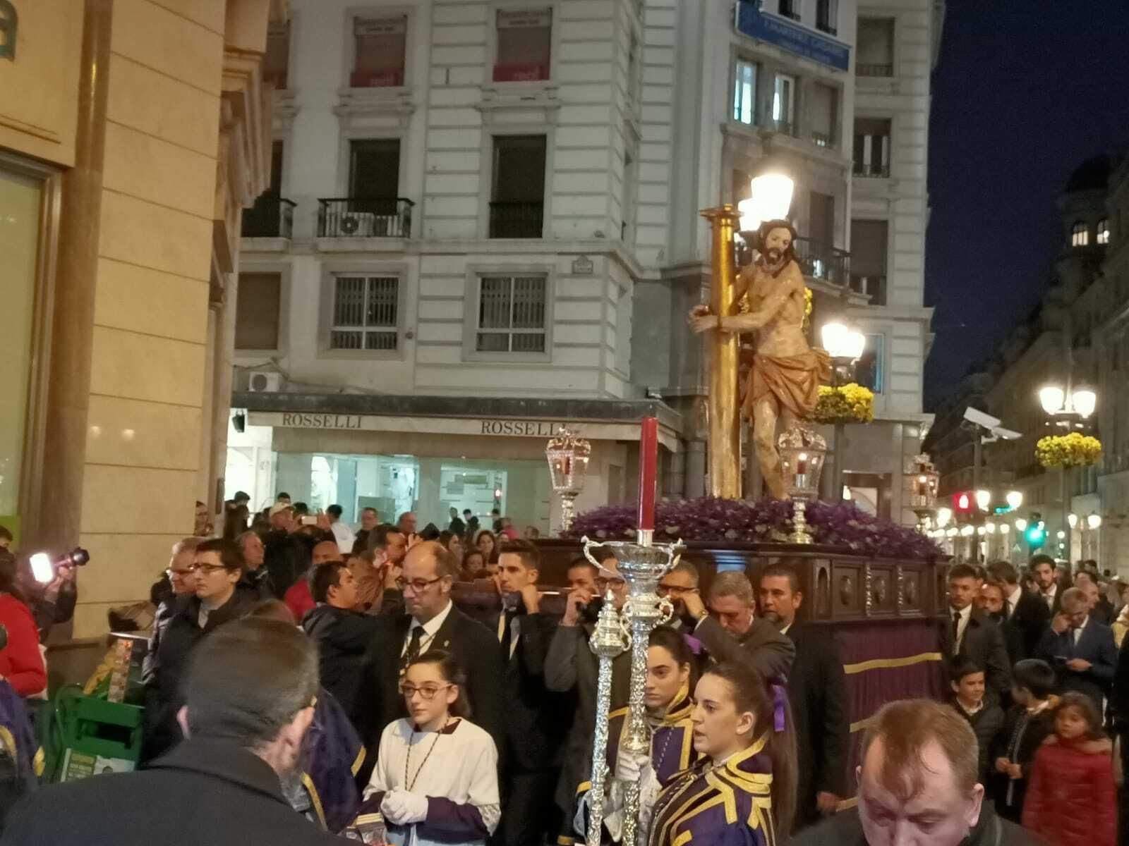 El vía crucis oficial de las cofradías de Granada, en imágenes El vía crucis oficial de las cofradías de Granada, en imágenes