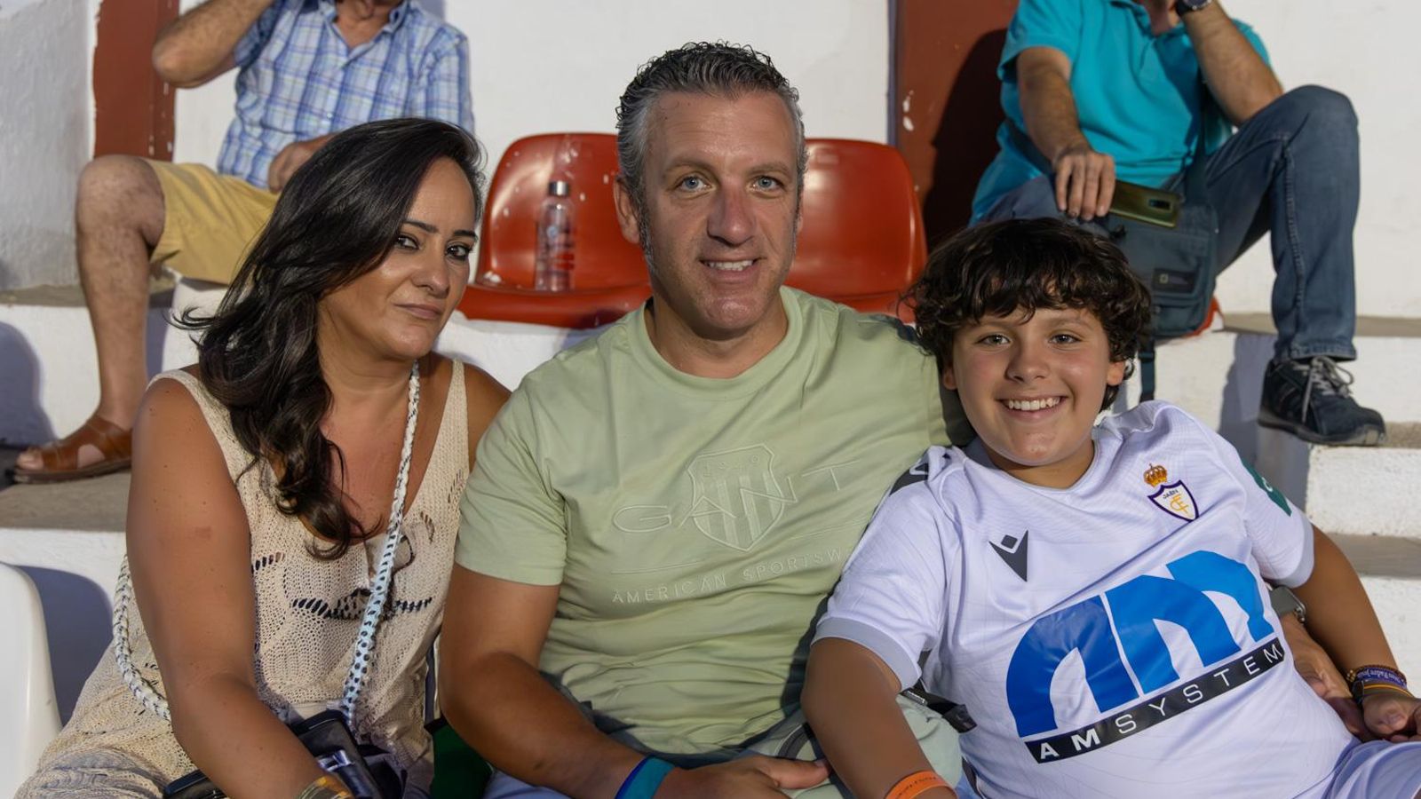 Las aficiones de Martos CD y Real Jaén en el Trofeo Miguel Pérez Luque, en imágenes