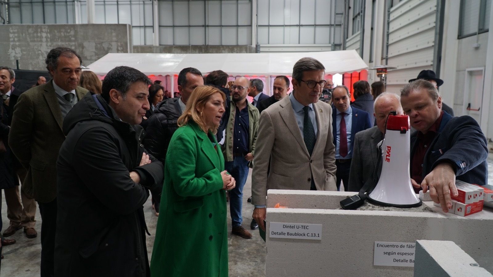 El consejero de Industria, Jorge Paradela, durante su visita a Cádiz.