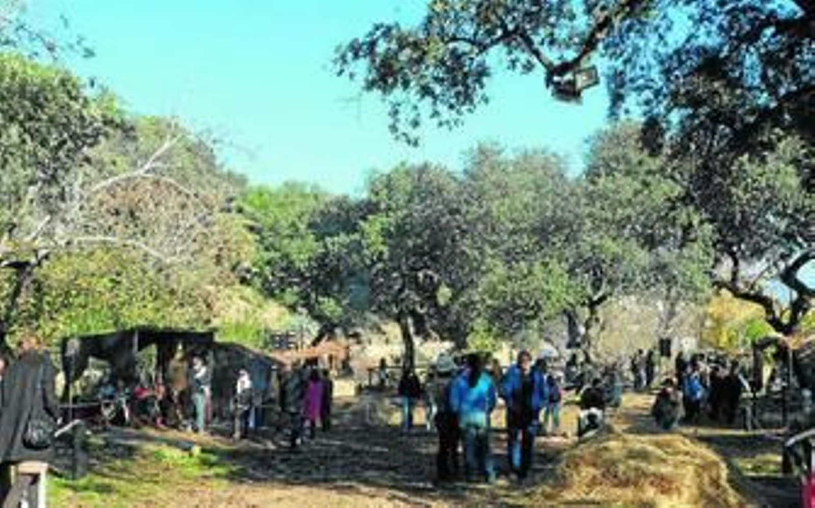 Puerto Moral abre su belén tras el aplazamiento por lluvia