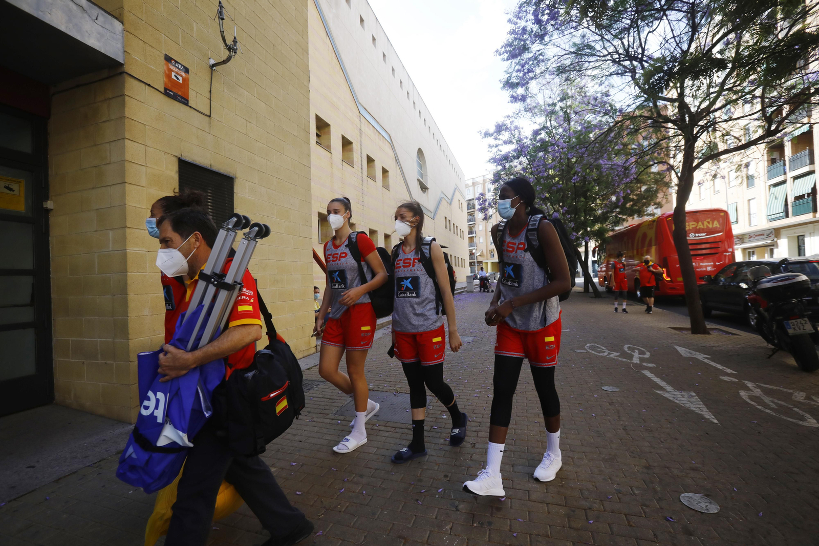 Las fotos del primer entrenamiento de la selección española femenina de baloncesto en Córdoba