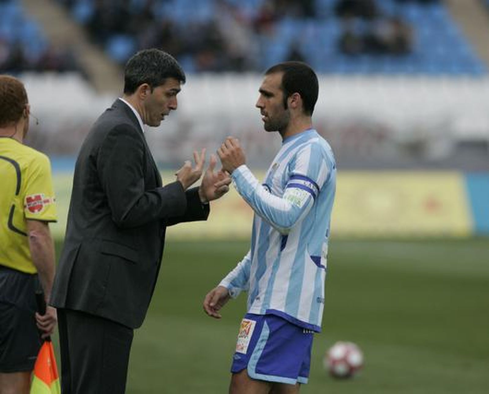El Almería vence al Málaga en el estadio Mediterráneo. / Javier Alonso